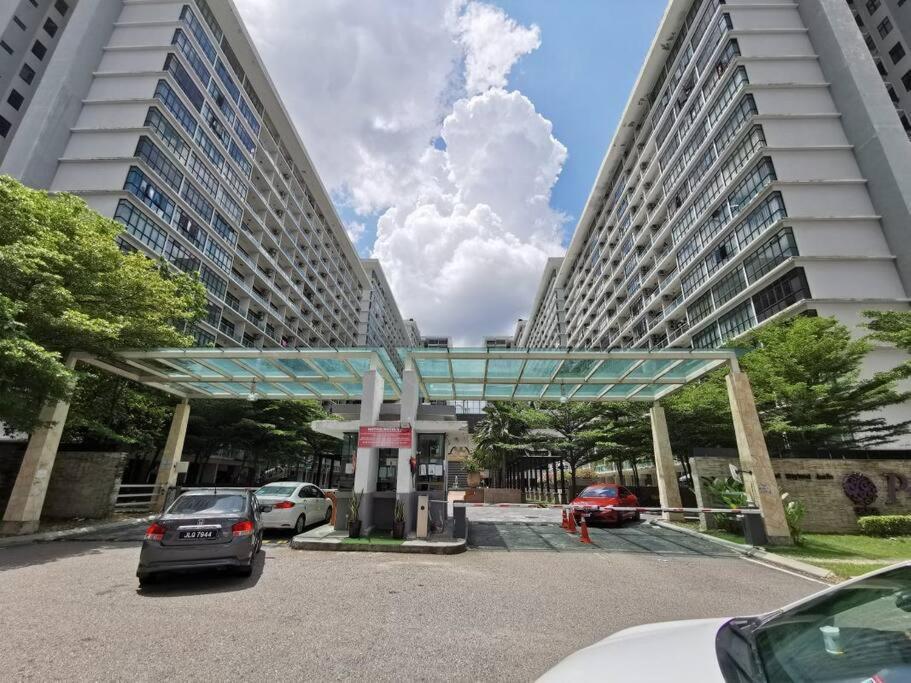 Sweet Mount Austin Palazio Johor Bharu *